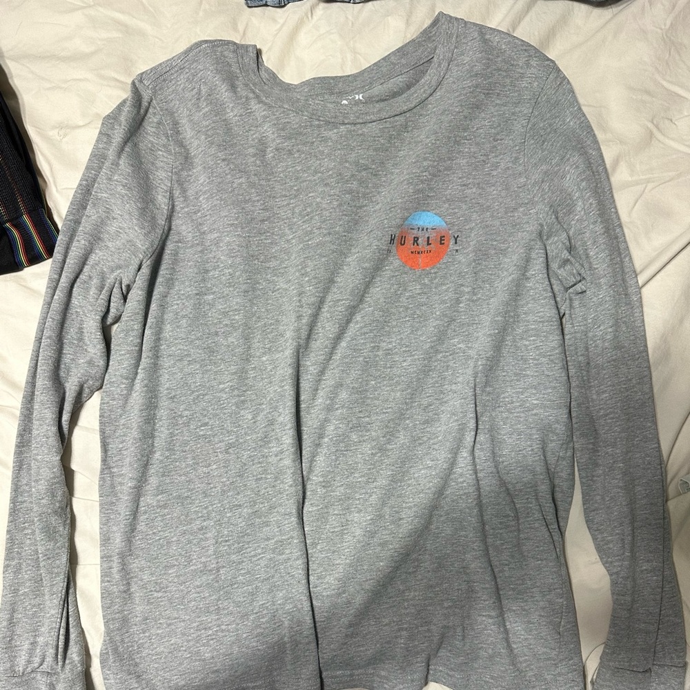 Women’s long sleeve tshirt